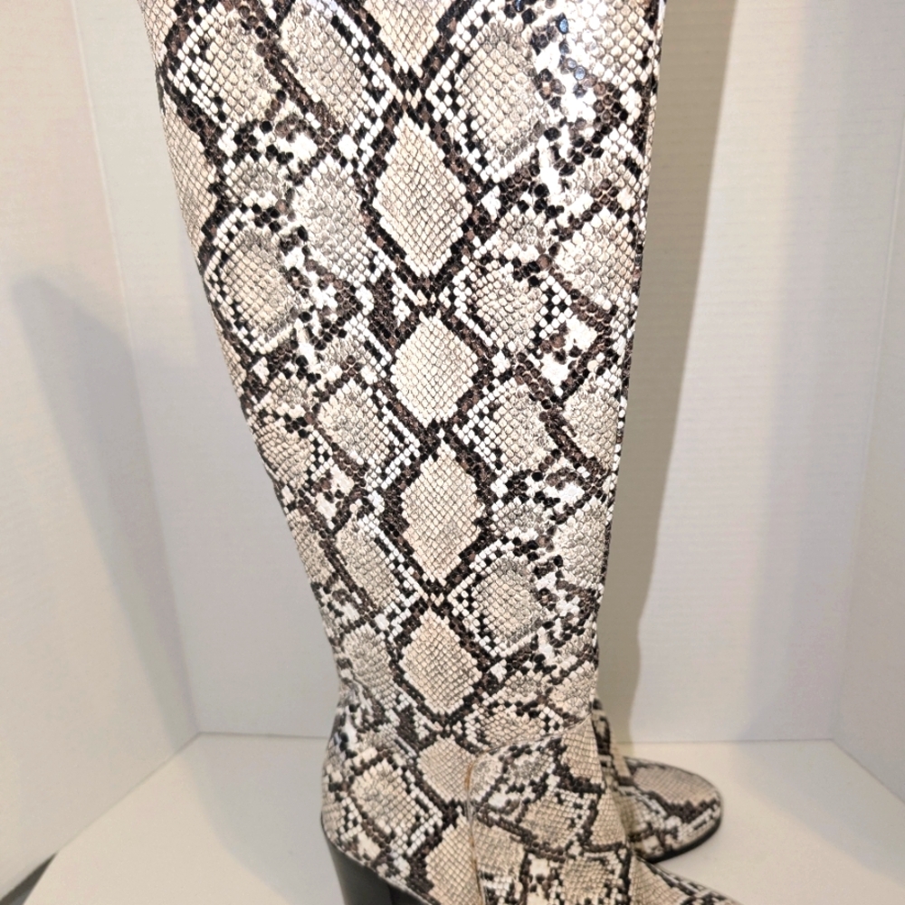 Kenneth Cole New York Snakeskin Print‎ High Boots Block Heel NWOB Size 7.5 - Picture 4 of 13